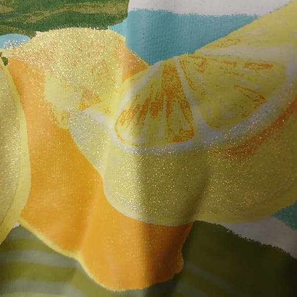 Gray Graphic Women's Top - Picture 3 of 7